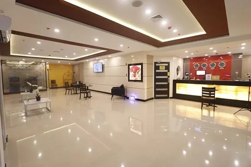 Lobby or reception in Hotel Sogo Avenida